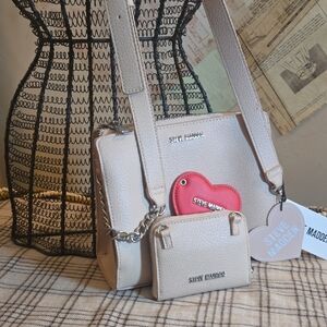 Steve Madden Beige Crossbody Bag Set with Pink Heart